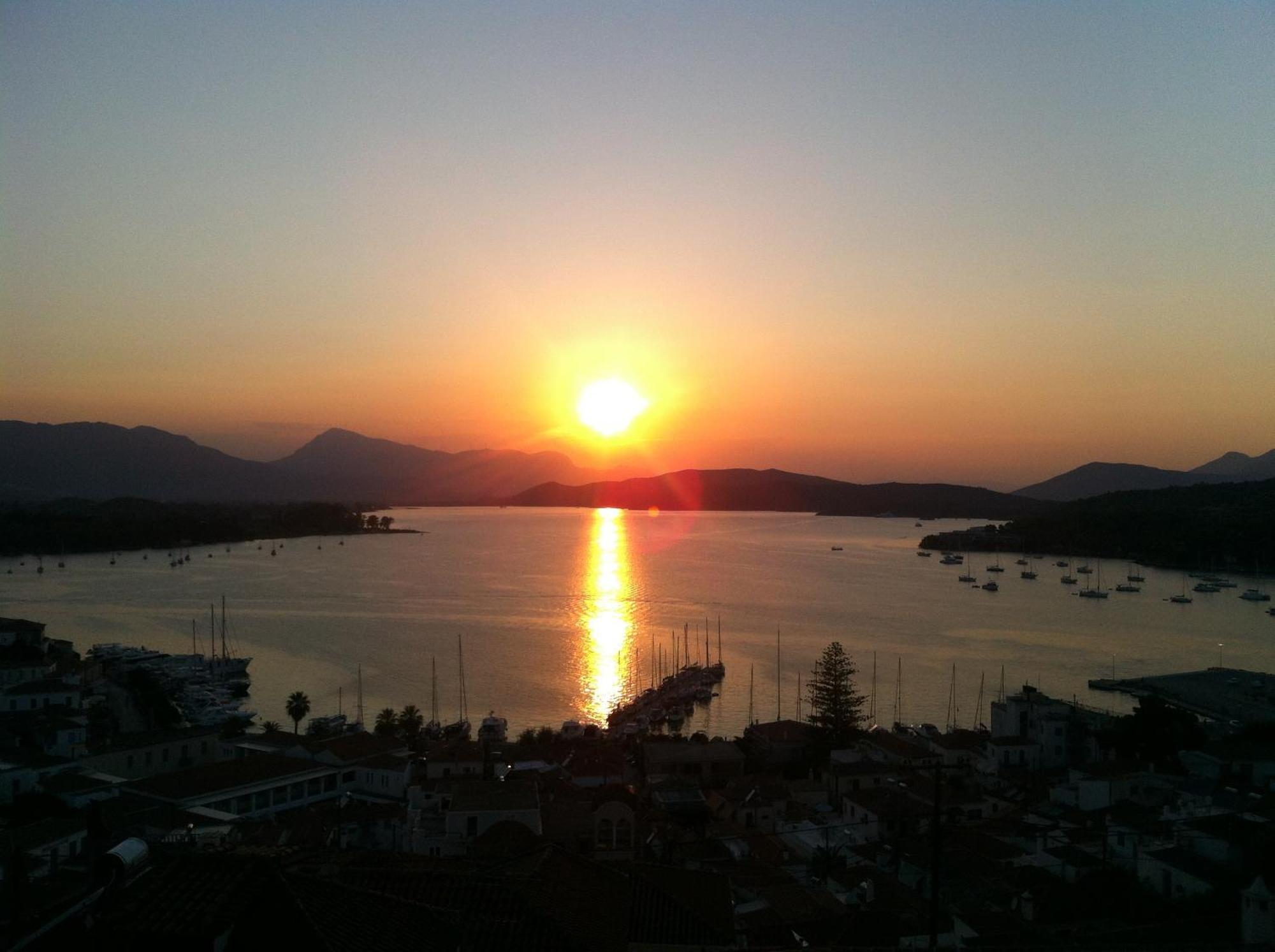 Summer Dream Poros Town Zewnętrze zdjęcie